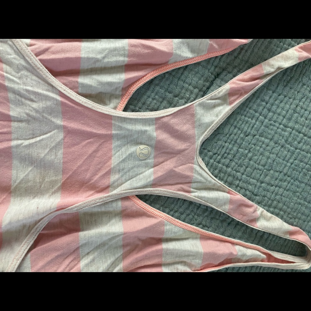 LuluLemon featherlight cotton tank sz 6 - Picture 2 of 3